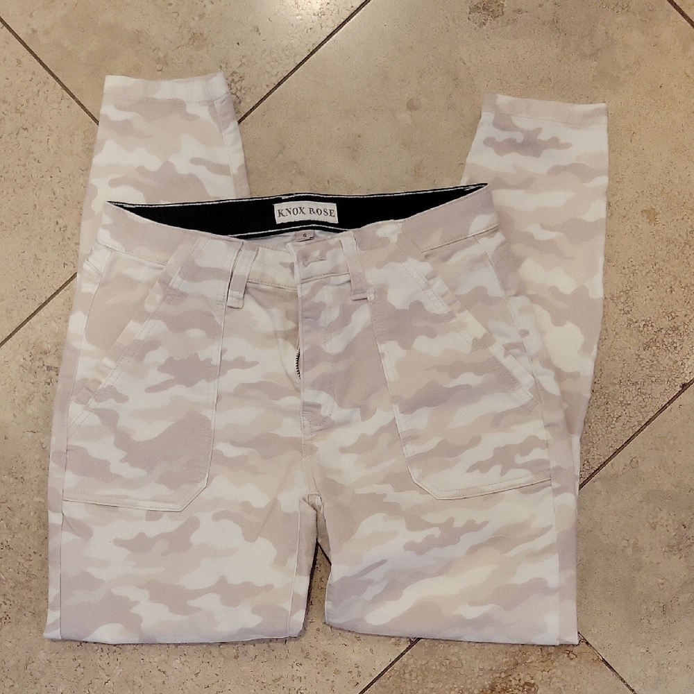 Knox Rose Beige Camouflage Pants